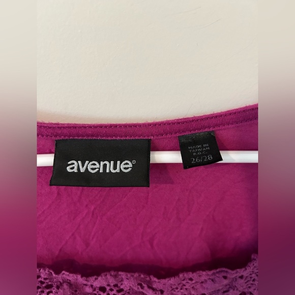 Lace Trim Purple Top - Picture 4 of 7